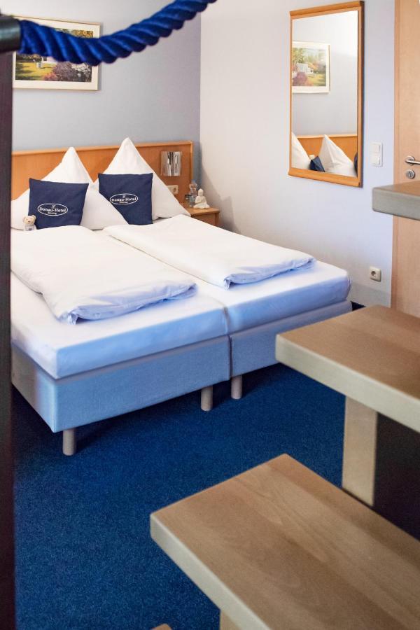 Donau-Hotel Sinzing Exterior photo